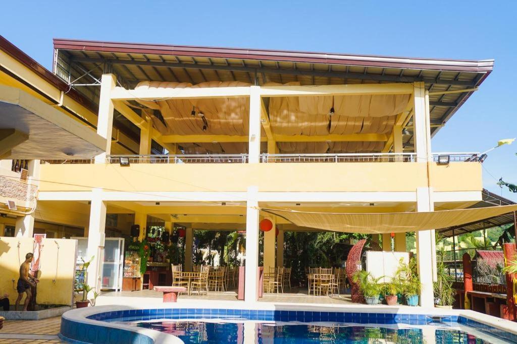 Suzuki Beach Hotel Olongapo Exterior photo